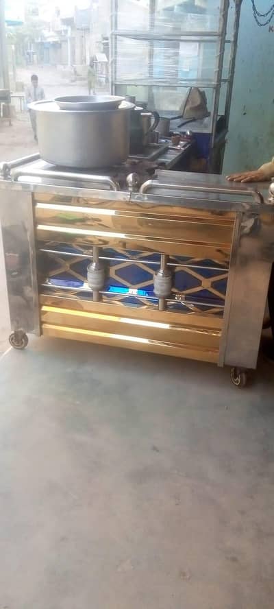 hotel warking table chaye paratha etc