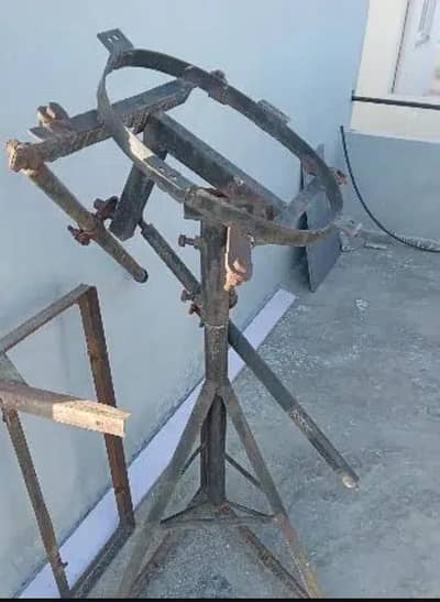 Dish stand and Motors