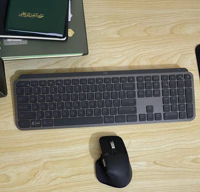 Logitech MX Master 3 Mouse - Multi-Device - A+ New Like Condition -