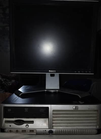 HP Compaq Core 2 Duo Desktop Computer – Complete Set