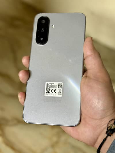 Samsung galaxy A17 brand new