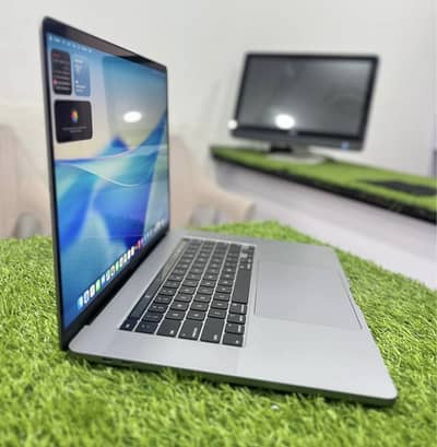 MacBook Pro 2019 - 16 Inch Display