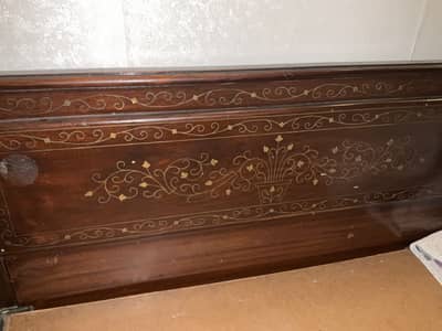 Solid wood single bed