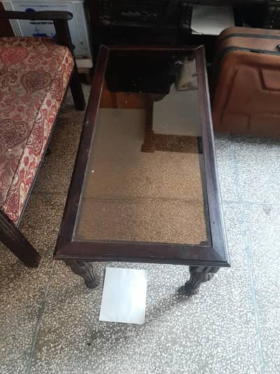 Table for urgent seles