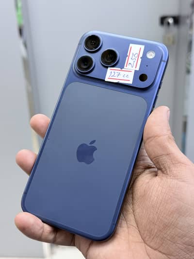 iPhone 17 pro max 256gb sim locked usa variant