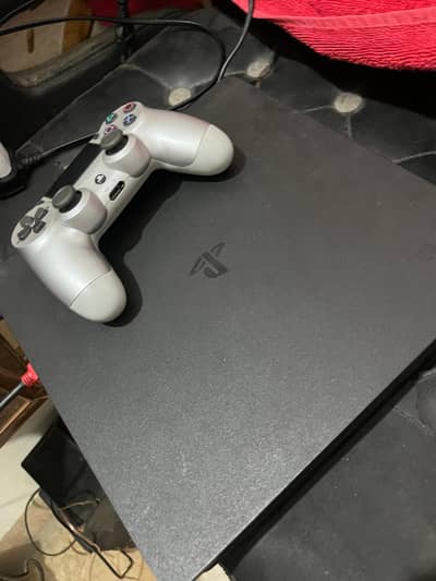 PS 4 slim