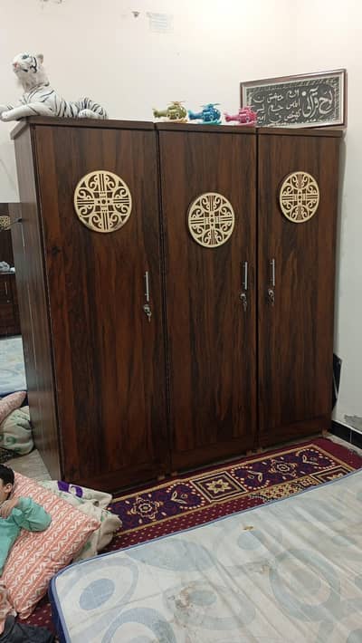 wardrobe 3 Door  New