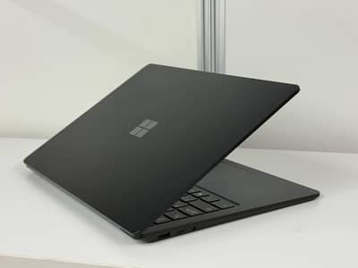 MICROSOFT SURFACE LAPTOP 4 i7 11 Gen 16gn/256gbssd fresh UK import