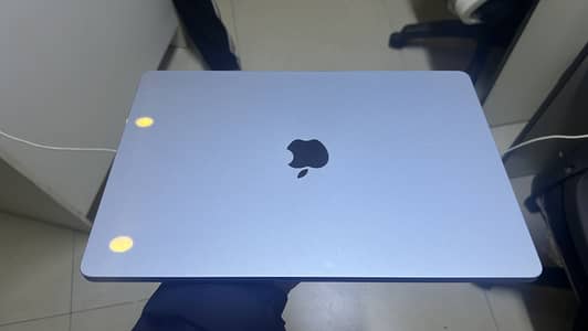 Mabook air M4 2025.16gb/ 512gb.  15 inch  only 5 cycles