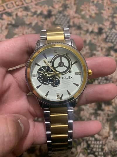 Men's skin friendly strap watch. . j