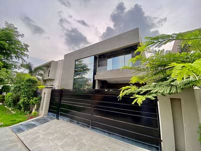 Most Luxurious 1 Kanal House Is Available For Rent In Phase 6 Dha