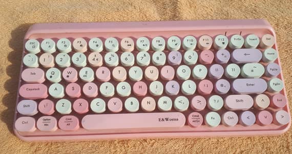 E&Woma Bluetooth Keyboard like HP Dell Lenovo
