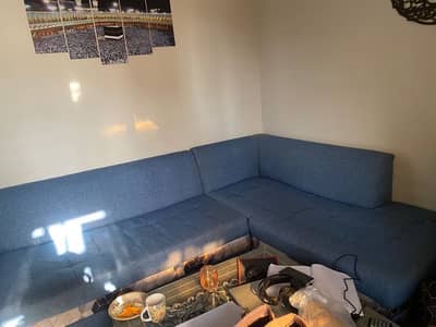 L shaped Sofa in good condition