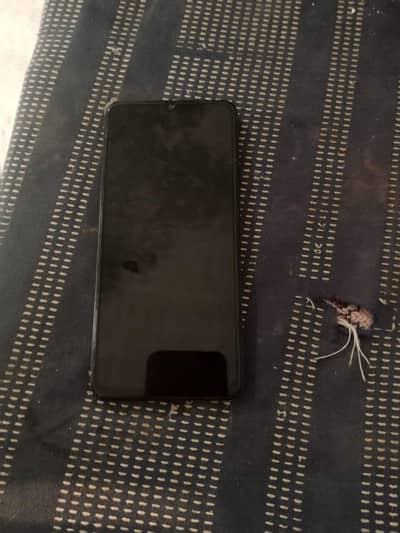 Ram 4/128 One hand used condition 10/10 with Box 8 mah guarantee