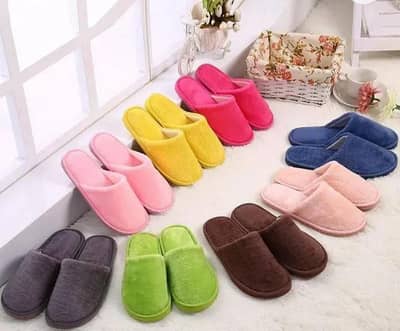 Unisex Soft Plush Winter House Slippers with Anti-Skid Sole