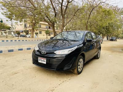 Toyota Yaris Gli MT 2021