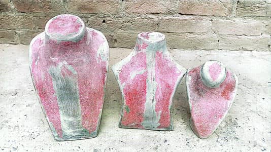 Jewelry fiberglass dummy