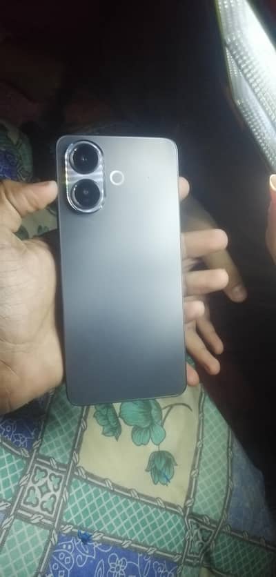 full box 10 by 10  1 month ouse