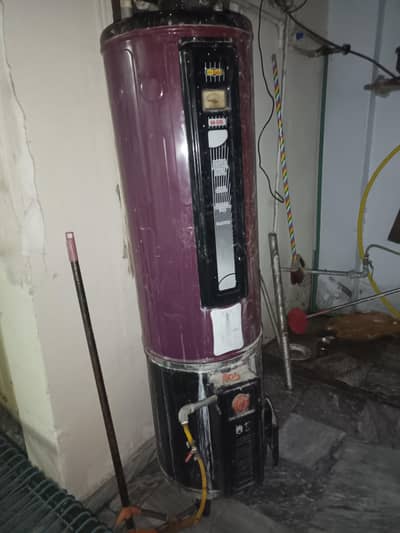 used geyser no damaged no problem