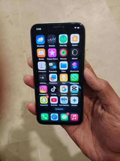 IPHONE X (EXCHANGE POSSIBLE)