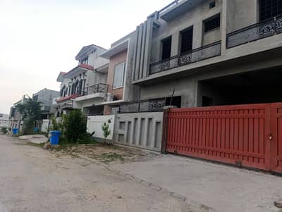 L Block 7 Marlla Plot for sale