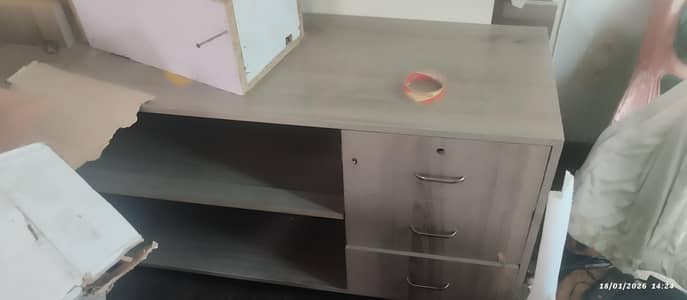 2 Executive Office Table Little used