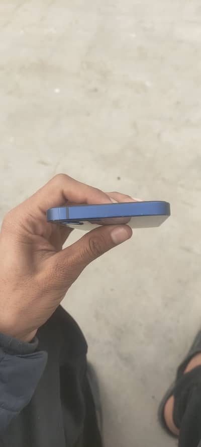 Iphone 12 factory unlock