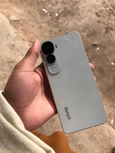 vivo y 400 5g only 5 day use