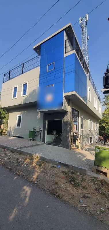 I-8/2 Building For Rent Sized 1800 Square Feet