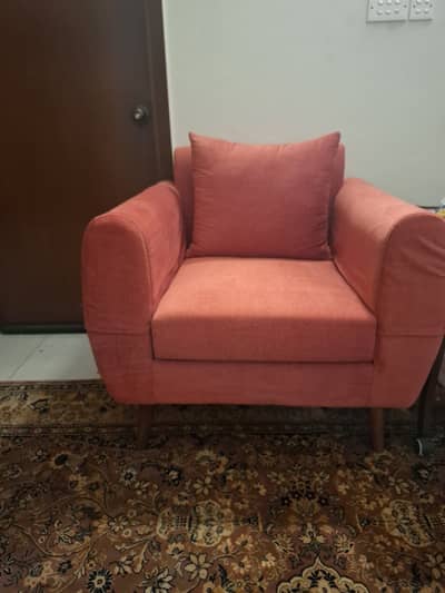 Single sofa for sale