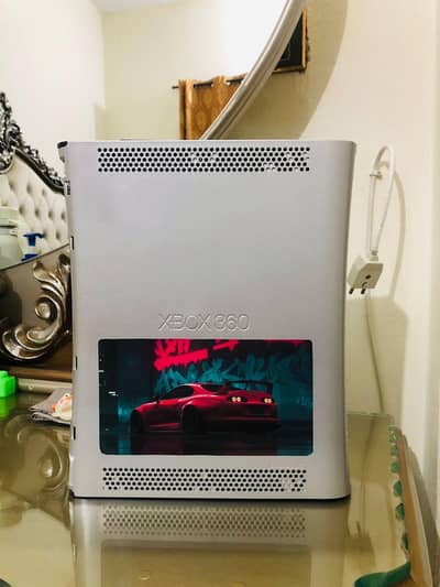 Xbox 360 console customized