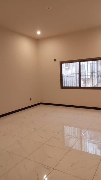 A Lower Portion Of 200 Square Yards In PECHS Block 2 Karachi