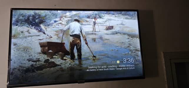 TCL Smart TV - Excellent condition - 43 inches