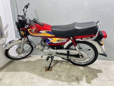 Honda CD 70 2025