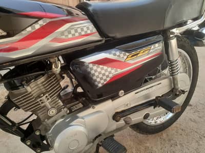 Honda 125 karachi  Model 2024/Contata 03119900955