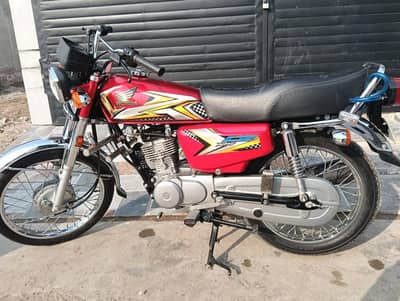 Honda CG125 2025 Red Mint Condition