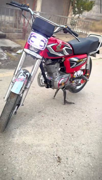 Honda 125  mardan ragister