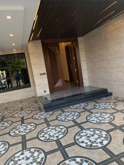 1 Kanal House For Sale In Bahria Town Lahore,