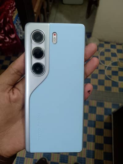 Tecno camon 40 pro