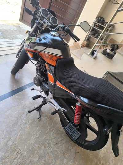 Honda CB150F 2023 model urgent sale  16000 km driven