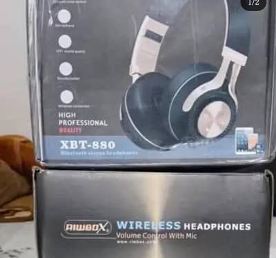 branded Headphones  woofer sound