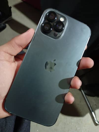 all ok 10by 10 battery healthy 85 256GB