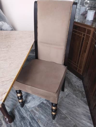 Dunning table with 6 chairs