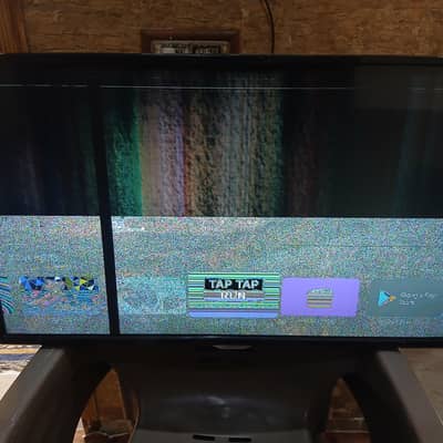 faulty 32 LCD for sale