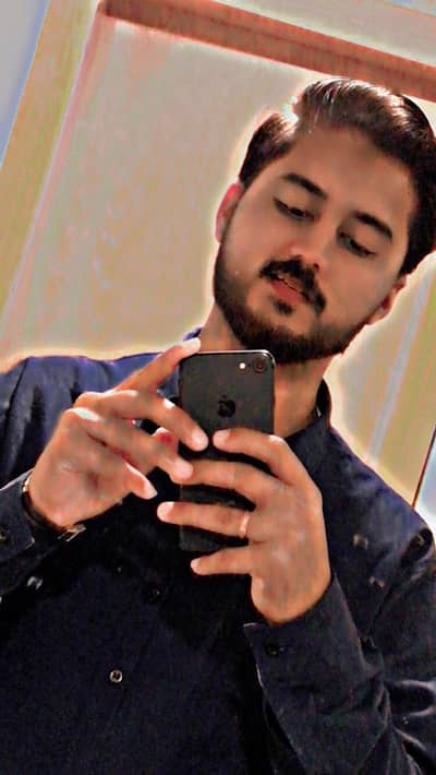 I phone 7 achi condition me ha urgent sale need money