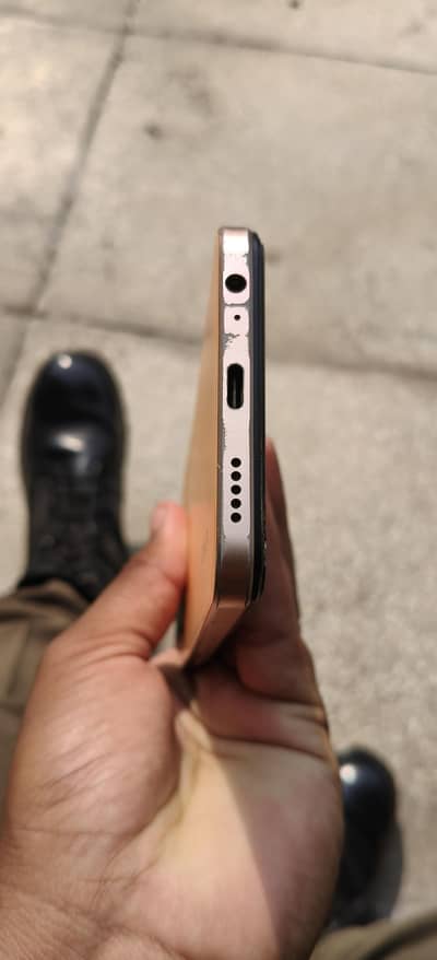 Vivo Y17s 4+ 4/128 Brand New Mobile premium Quality urgent for sell