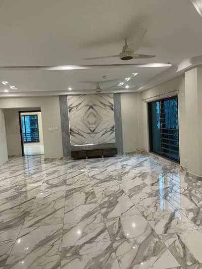 10 Marla 3 Bedrooms New Design Flat Available For Sale.