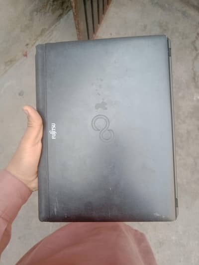 leptop 4gb ram 120gb rom window 10 with charger