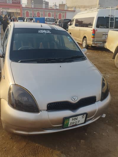TOYOTA Vitz 99/13