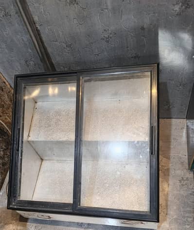 Chocolate chilling Freezer